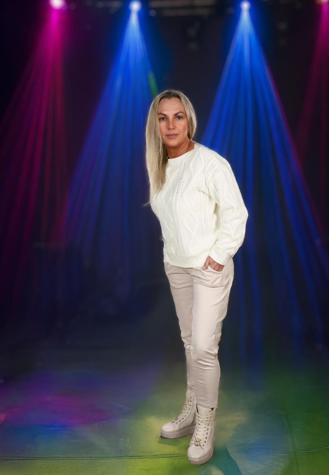 IZABELLA 54 - obrazek 4