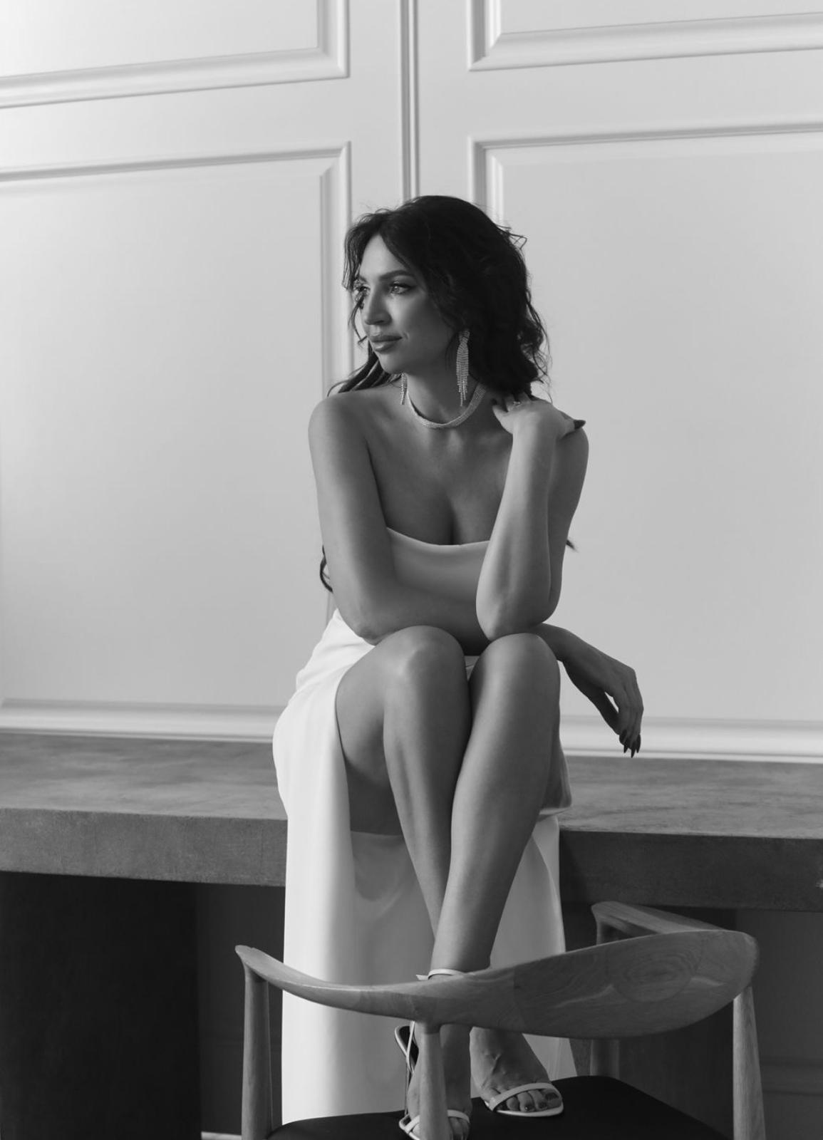 ELENA 44 - obrazek 4