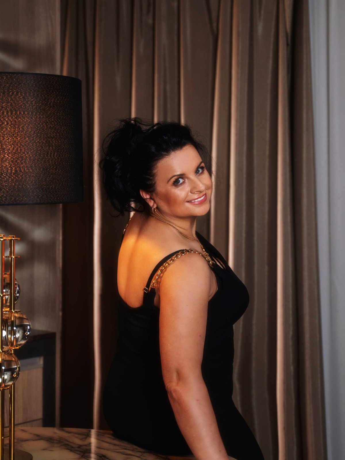 ANNA 52