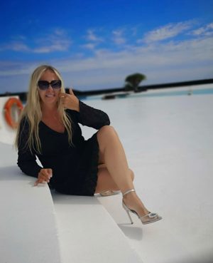 ANNA 54