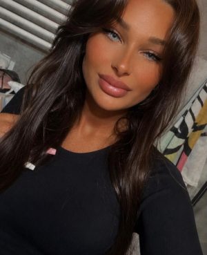 KLAUDIA 29
