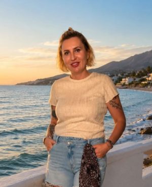 IWONA 43