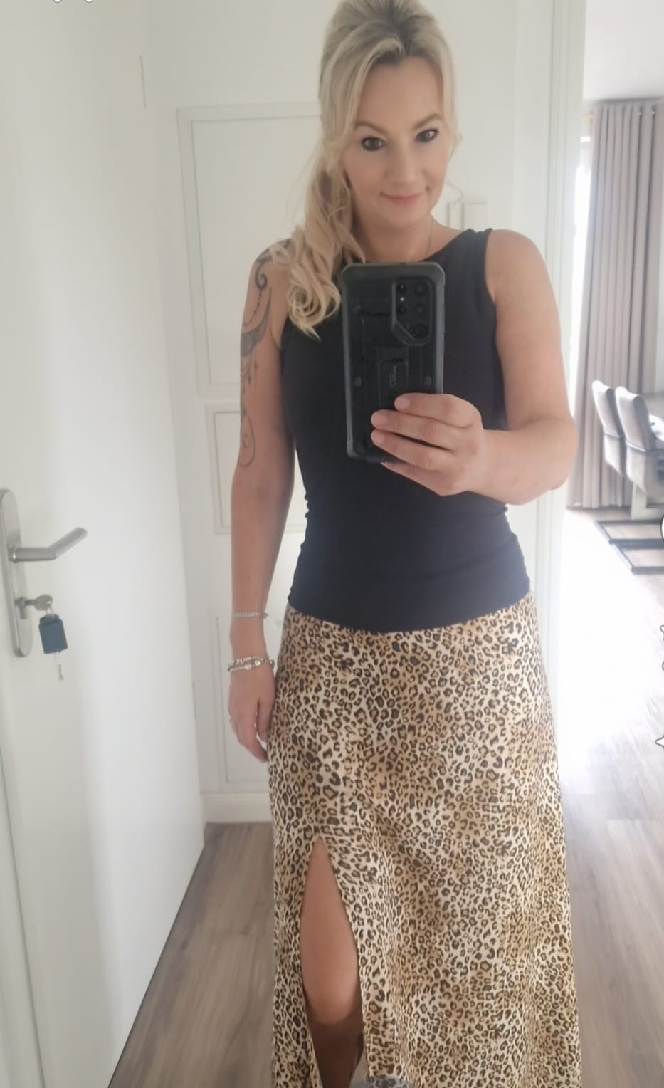 JAGODA 51 aus Hamburg - obrazek 2