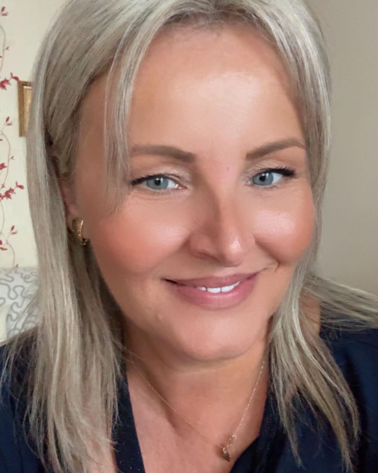 IZABELA 52 aus Berlin