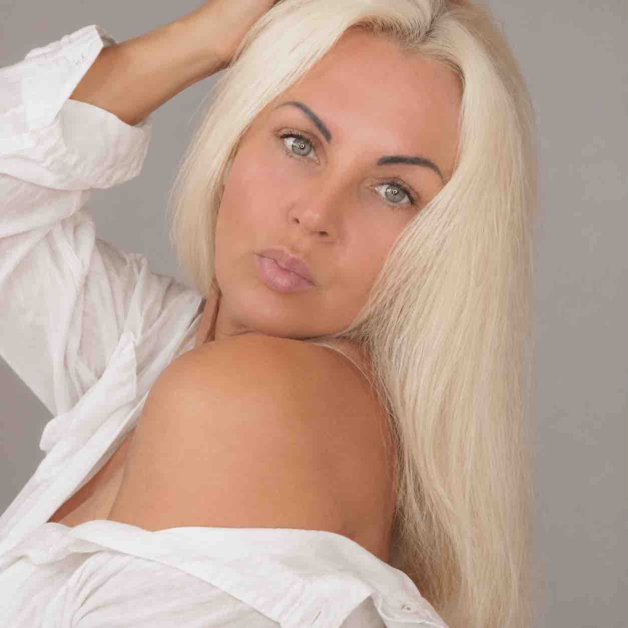 IZA 54
