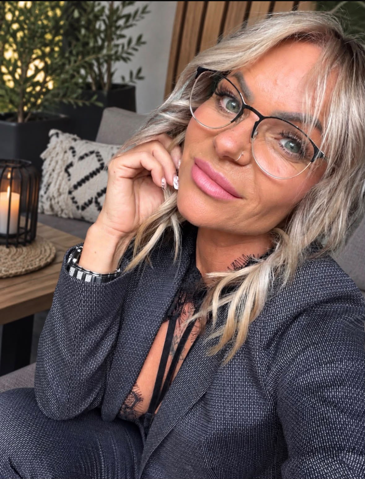 JOLANTA 46 aus Berlin